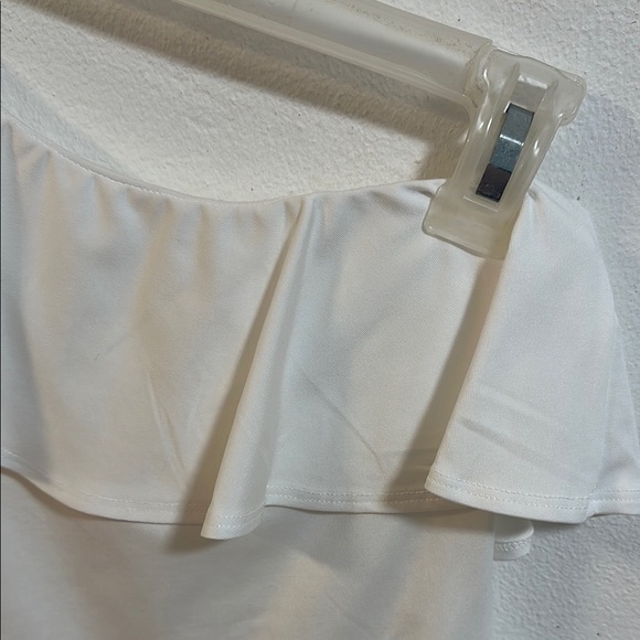 White Off-Shoulder Ruffle Top - Picture 4 of 5